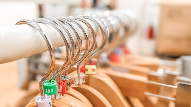 Why Do My Clothes Keep Falling Off? Non-Slip Hangers Mechanics